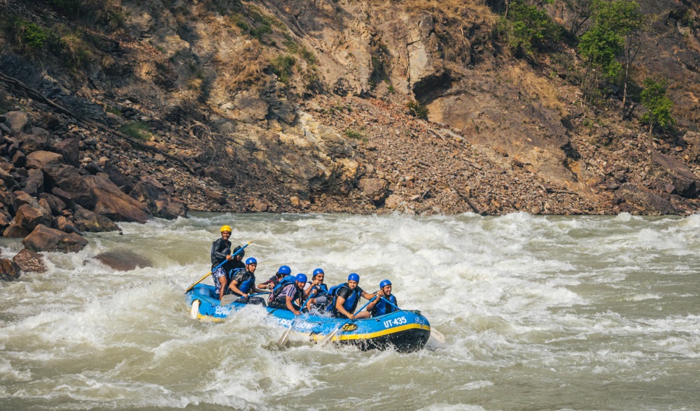 Water Rafting for Groups in Rishikesh - AdventuRush