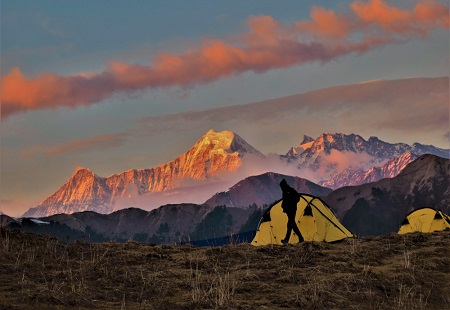 Camps in Dayara Bugyal - AdventuRush