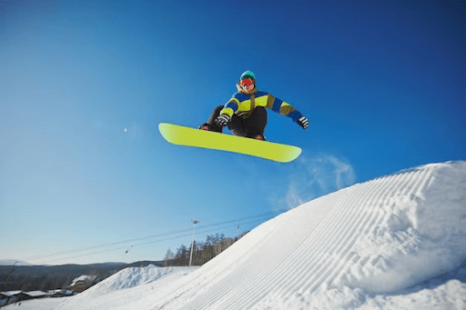 Skiing in Gulmarg
