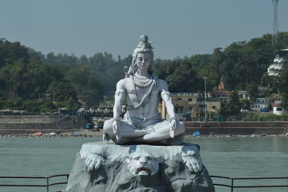  Rishikesh Spiritual Gateway
