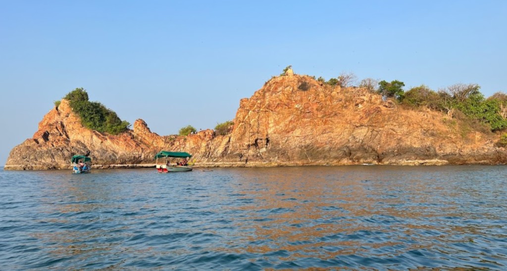 Scuba diving in Tarkarli